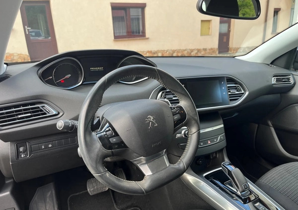 Peugeot 308 cena 58500 przebieg: 59917, rok produkcji 2019 z Mielec małe 56